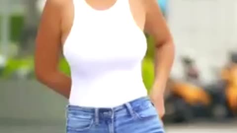 "White Top & Jeans? Always a 🤍👖":