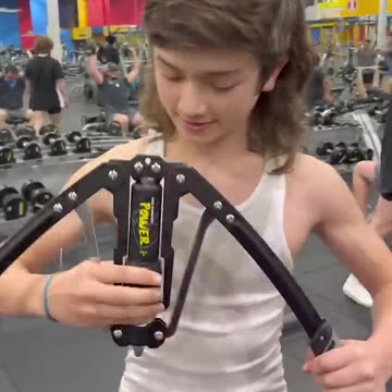 Don’t underestimate bro😳 #shorts