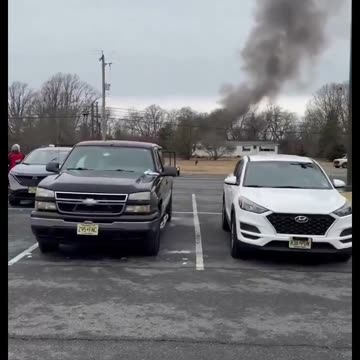 One dead after 2 helicopters crash in Hammonton, New Jersey