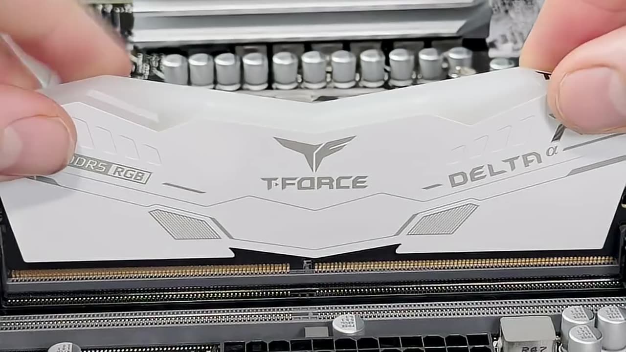 RAM Timing Doesn't Matter? 🤔 Gaming Performance Myth BUSTED!