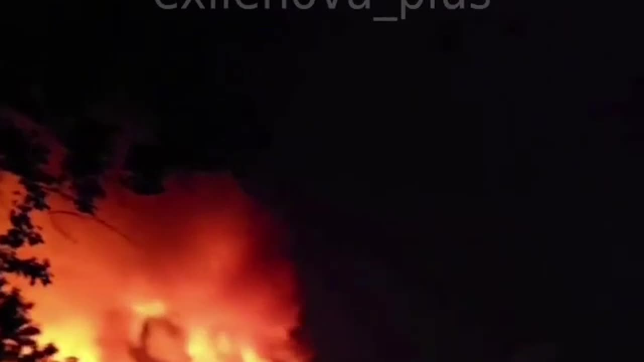 💥 At night, UAVs destroyed a Russian field depot of the ammunition.