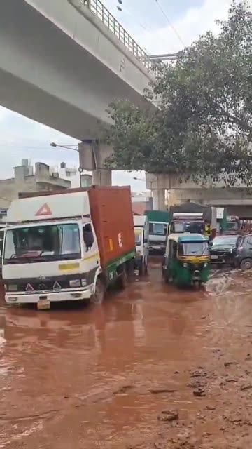 THIRD WORLD SHITHOLE: If Indians are the smartest people, then why is it still a 3rd world country?