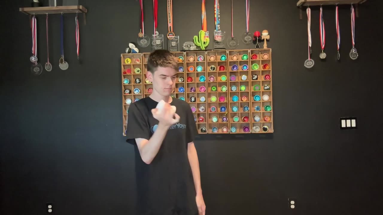 4A Offstring Yoyo Trick Tutorial #10_ Overhand Whip