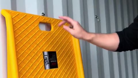 Organize Your Shipping Container Effortlessly with Our Magnetic Hooks! 🔧 | USA Containers