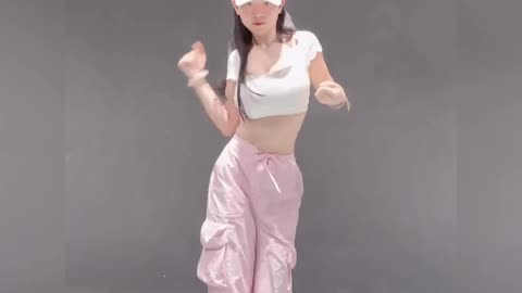Hot tiktok - Beautiful girl and very cute dance