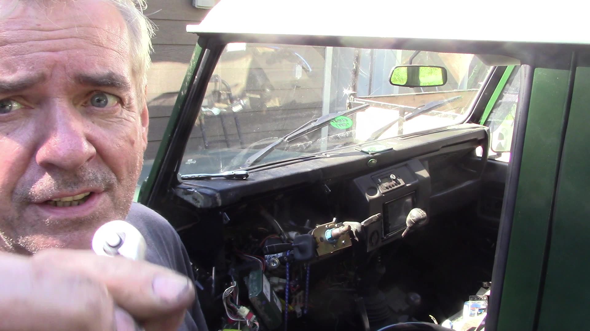 Replacing the Defender inner binnacle support