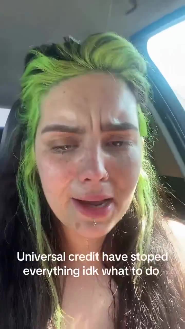 The Job Centre have stopped Kermits Universal Credit