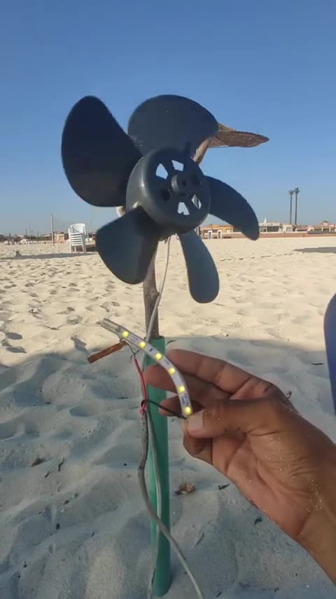 Made #Wind Turbine Phone Charger Actually Works #AeroArduino