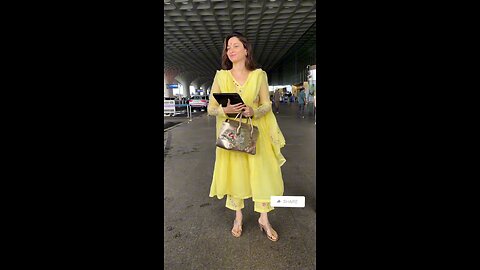Tamannaah Bhatia arrived at the Airport in Yellow Dress Beautiful 🔥❤️😍