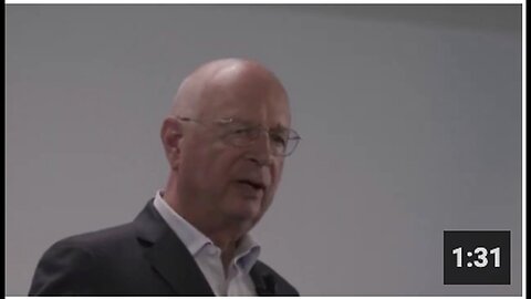 "Klaus Schwab Speaks to 400 Global Shapers at Global Shapers Closing Plenary"