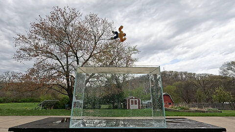 Slow Motion Wrestling Figure Drop / Splash