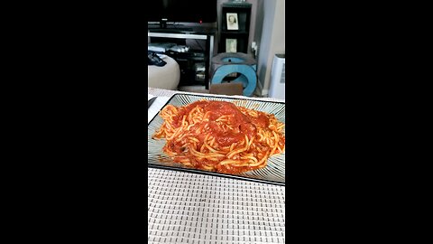 Eating Mueller's Pot-Sized Thin Spaghetti, Dbn, MI, 5/19/25