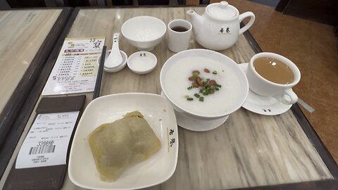 Morning walk from our home through Tsingyi park to Tsingyi shopping mall for breakfast