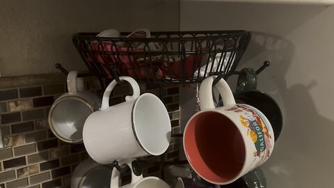 French Countryside Metal Mug Tree with Storage Basket