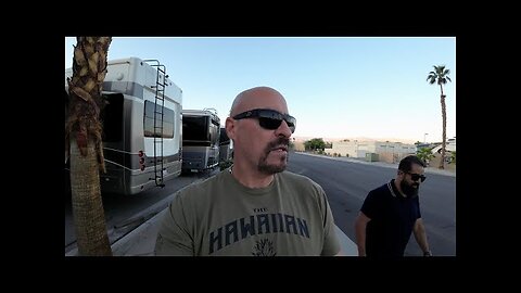 THE RV INDUSTRY IS COLLAPSING LIKE A HOUSE OF CARDS - THE US ECONOMY IS FROZEN