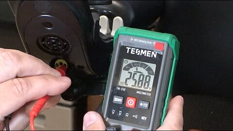 REPAIR: quickly checking voltage!