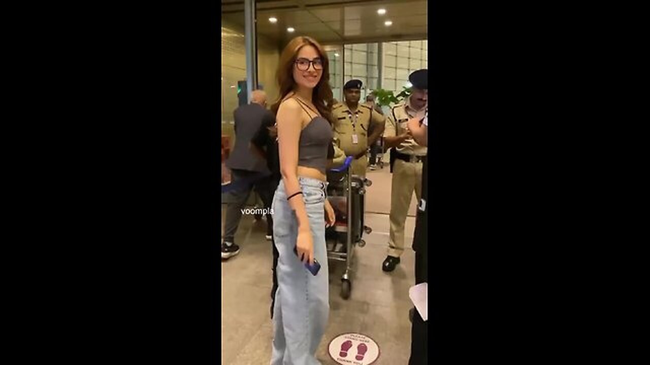 Hot girl 💕😘Ravishing body 😘🔥Hot girl 💕😘Steamy hottie 😍💦Sexy girls 💦🥵