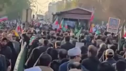 Pro-Islamic Republic rally in Enqelab Square, Tehran