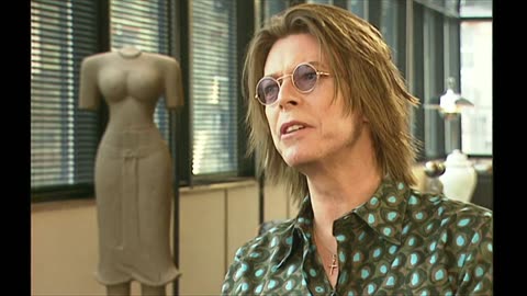 David Bowie: "Google Is Illuminati" (Post from 15 December 2015, died on 10 January 2016)