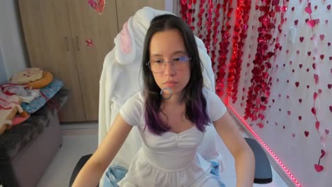 Your Adorable Gamer Girl is Here!