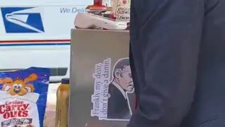 IRS lawyer opens a hot dog stand amid the government shutdown.