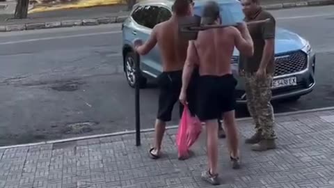 Shovel as Freedom Tool — How to Fight Back Against TSK Enforcers in Ukraine 😂