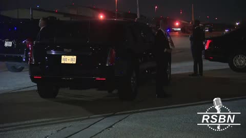 WATCH: The President disembarks AF1 after returning to Joint Base Andrews Airport - 11/5/2025