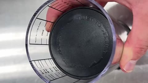 Adjustable Measuring Cup