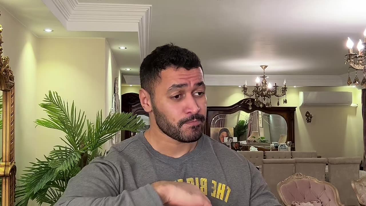حوار مع اخوك الصغير