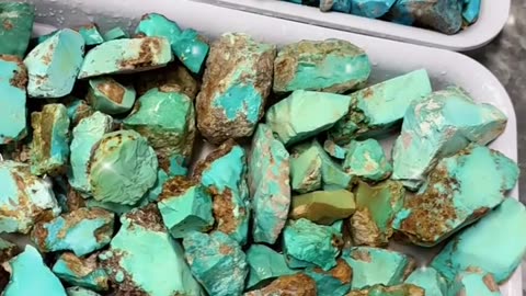 250617-11 Turquoise Rough: Touch the Geological Pulse of Hundreds of Millions of Years