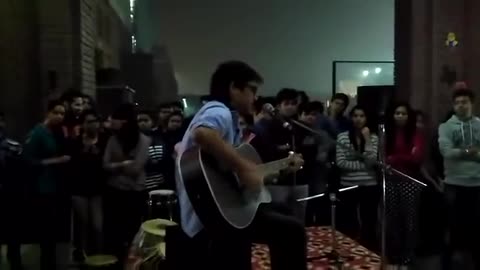 Deepak Rawat Enchants with "Gori Teri Aankhen" at College Night Event
