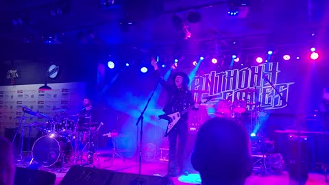 Anthony gomes ( live)