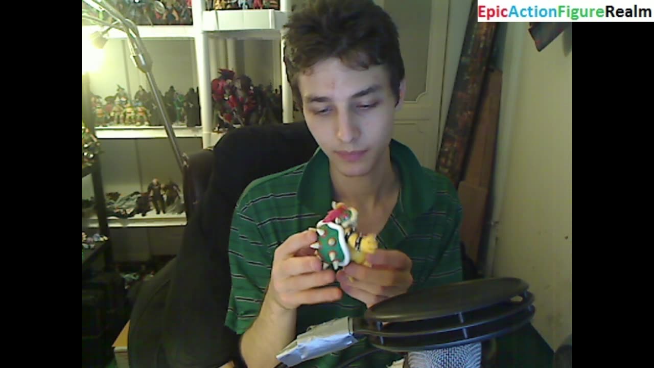 Unboxing The Super Mario Bowser Amiibo Figure