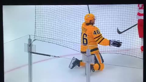 Penguins C #46 Blake Lazotte 🥅(4)🏒Deflected Goal