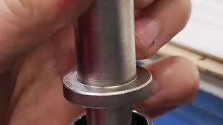 How to trim the stem of a bicycle fork, install an anchor.Preparing the fork before installing