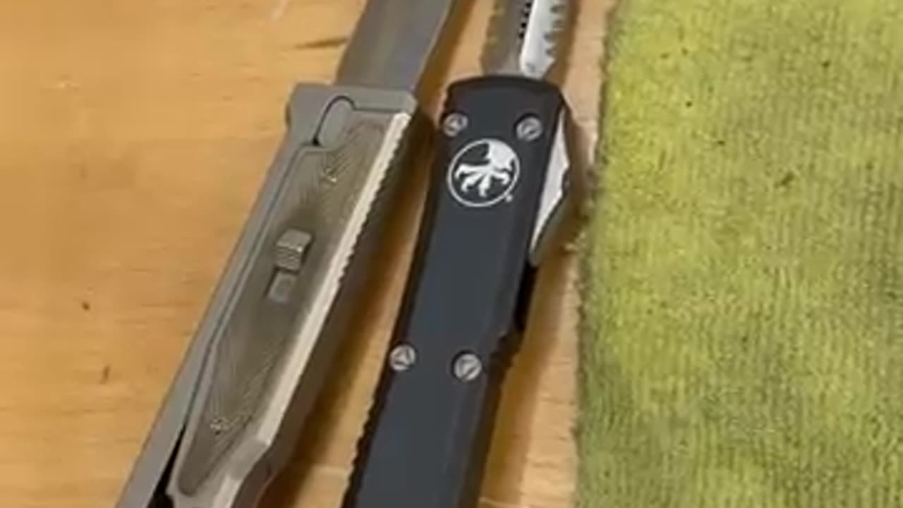 Why Is He Carrying FIVE Knives_! Pocket Dump Breakdown