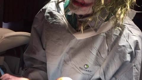 Doctor 😷 dressed as The Heath Ledger Joker helped deliver a newborn baby