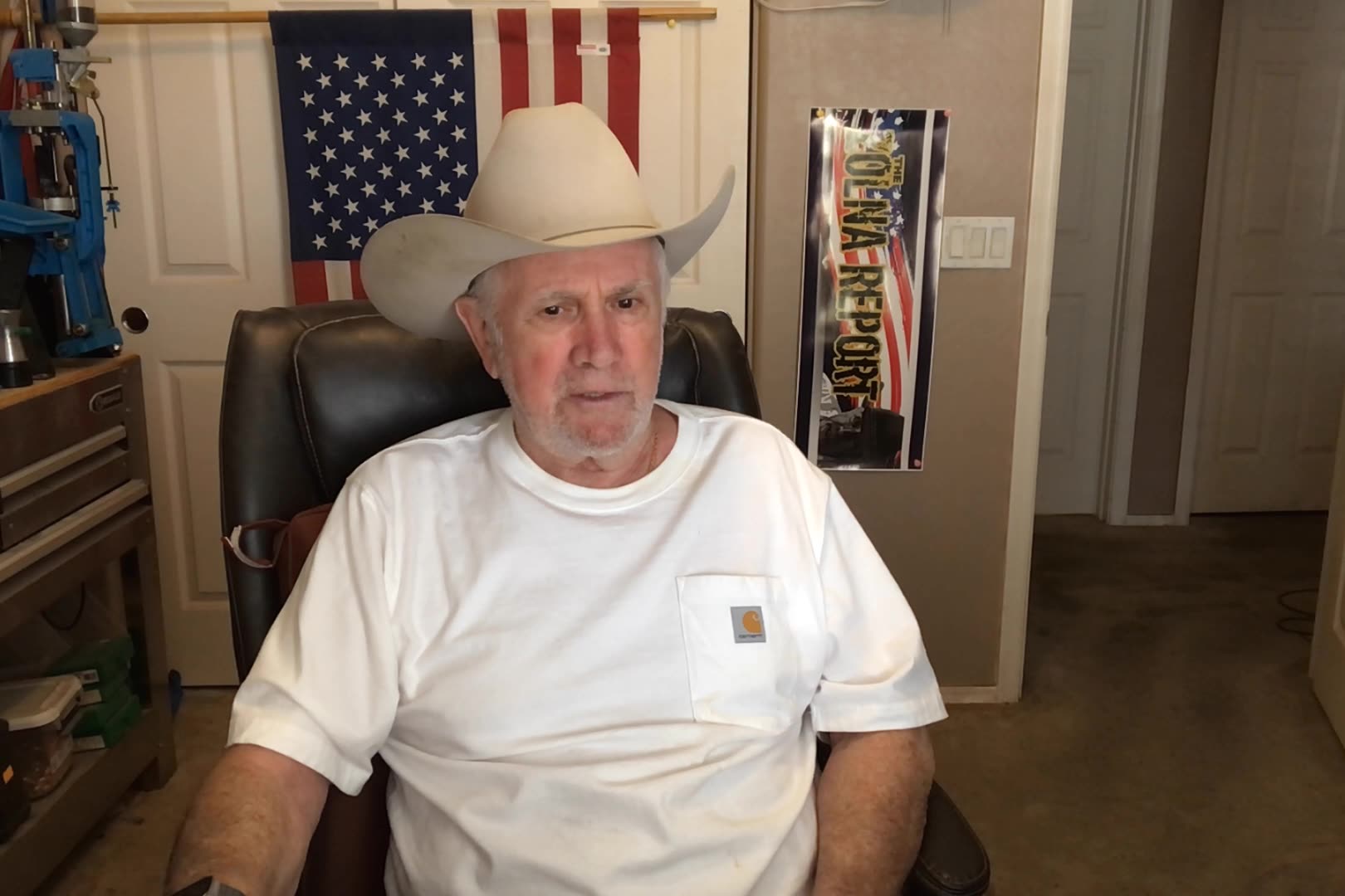 Trump To Sign Executive Order To Ban Mail In Ballots, And Voting Machines!