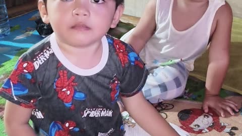 Grey ate gulaman