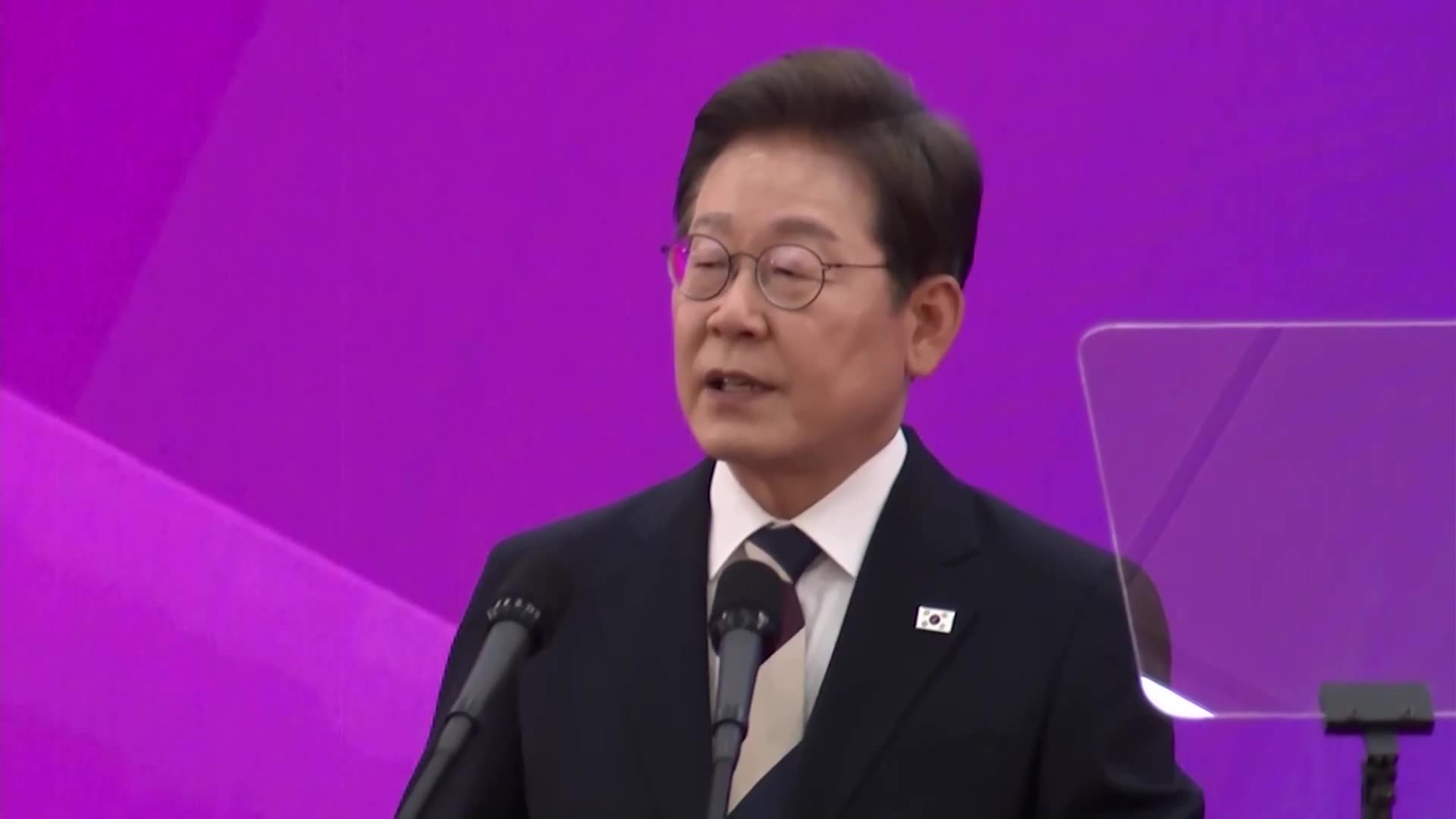 South Koreas new president vows to restore democracy