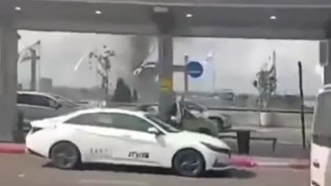 🇾🇪🇮🇱 Yemeni Houthies hit the Ben Gurion airport!