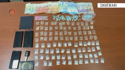 Shisnin drogëra të rënda në Dhërmi, arrestohen 2 angelzë