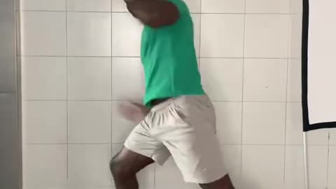 BOXING FOOTWORK DRILL MASTER THE RING! Changes Everything 🔥🥊