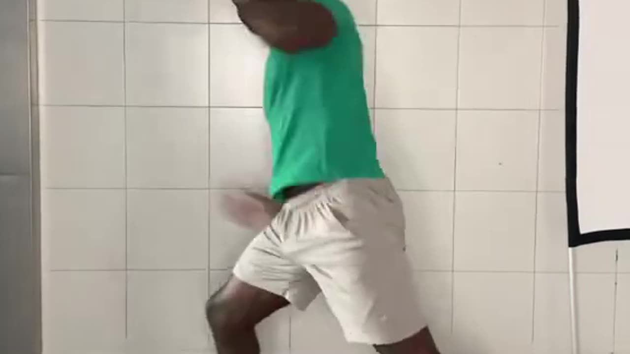 BOXING FOOTWORK DRILL MASTER THE RING! Changes Everything 🔥🥊