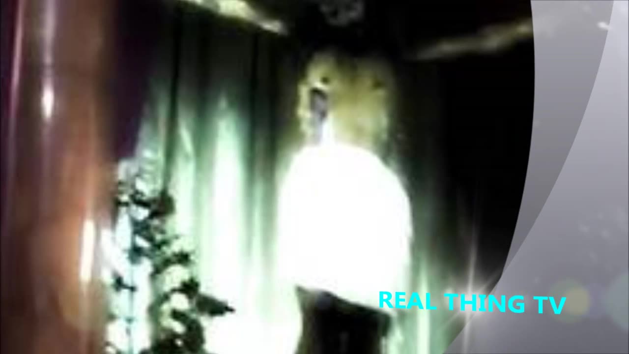 Statue of Jesus OPENS ITS EYES in church 'miracle'