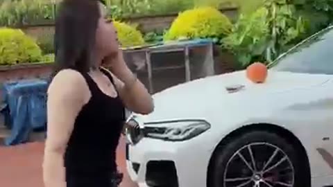 v0300fg10000d2n864nog65hau37gjh0