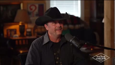 Tucker Carlson w~ John Rich 7/24