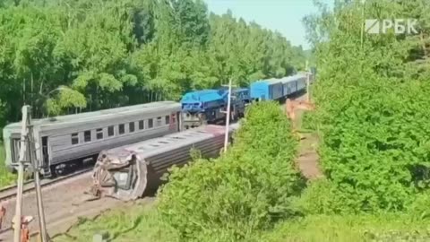 🚂💥🚂 Russian trains and bridges after night incident in Kursk and Bryansk regions!