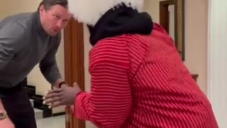 Terence Crawford Tries to Wrestle Oleksandr Usyk