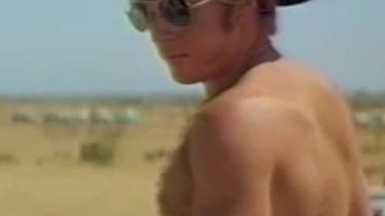 Cycles is a mean toy - Little Fauss and Big Halsy - Robert Redford Michael J. Pollard